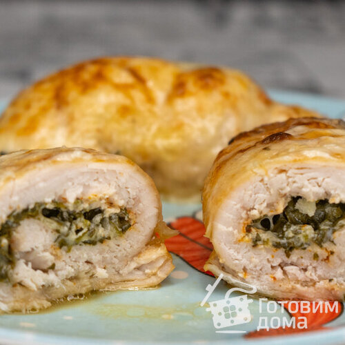 Куриная грудка рулетиками с сырной начинкой
