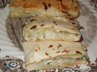 Конвертики из лаваша с мясом и картофелем