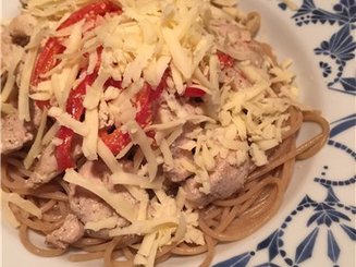 Куриное филе с болгарским перцем и сыром