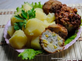 Мясные шарики с кукурузой и сыром