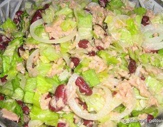 Салат из тунца с красной фасолью