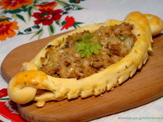 Пидэ (турецкая пицца)