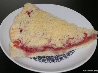Сочный клубничный пирог