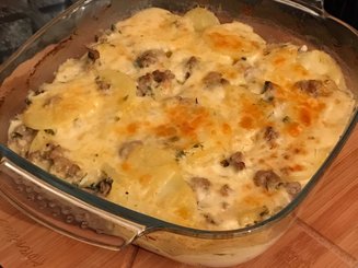 Запеканка из фарша и картофеля