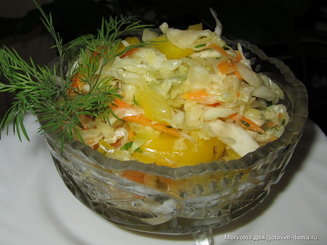 Салат с капустой "Пестренький"