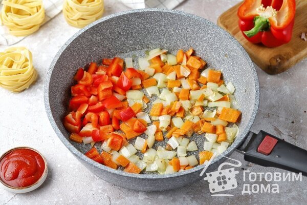 Рецепт ароматного лагмана с томатной пастой и курицей фото к рецепту 3