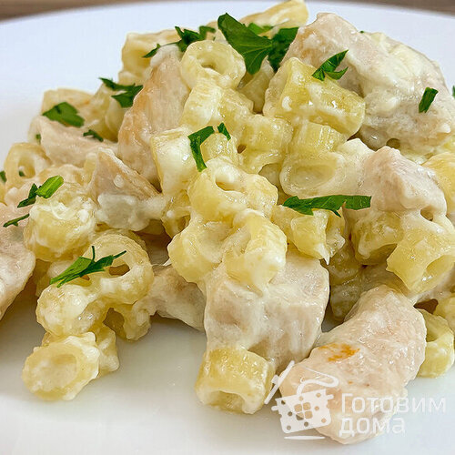 Макароны в сливках с куриным филе