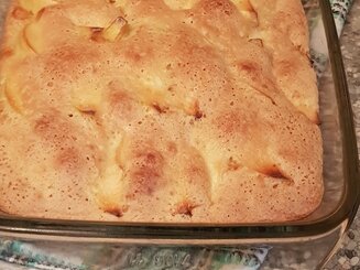 Шарлотка с яблоками