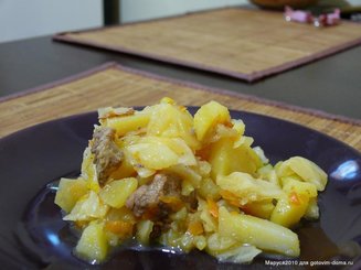 Капуста тушеная с мясом