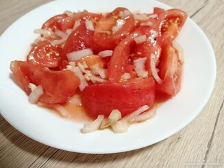 Помидоры (закусочный и салатный вариант)