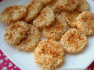 Картофель, запеченный в семенах кунжута