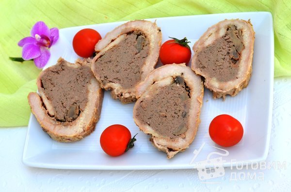 Рулет мясной с печёночным паштетом &quot;Для Али&quot; фото к рецепту 4