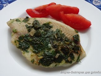 Запеченное рыбное филе с чесноком, петрушкой и орегано