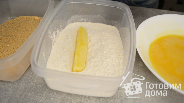 Жареный сыр моцарелла со сладким соусом фото к рецепту 2