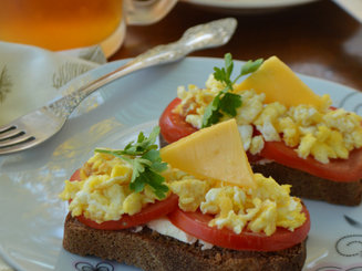 Smørrebrød - Бутерброд с яйцом и сыром