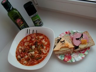 Итальянский густой фасолевый суп