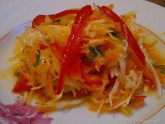 Салат с капустой "Пестренький"