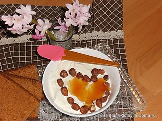 Странгисто ме мели (греческий йогурт с мёдом и орехами)