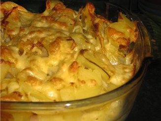 Курица с грибами запечённые под картофельной шубой