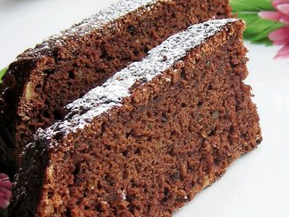 Брауниз с цуккини и орехами
