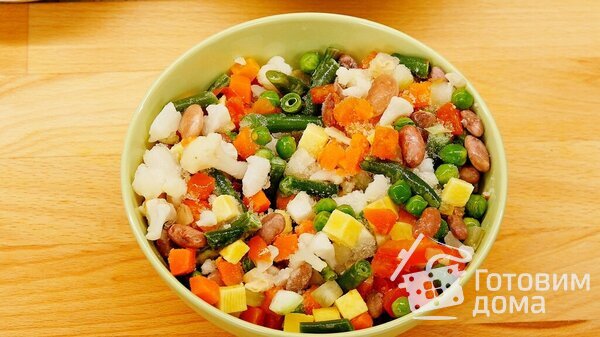 Согревающий копчёный сырный суп с овощами и грибами фото к рецепту 6
