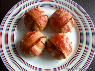 Рулет мясной "Праздничное кольцо"