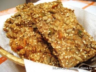 Хрустящие мультизерновые хлебцы с семечками
