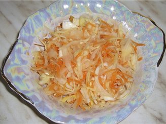 Капуста хрустящая квашеная