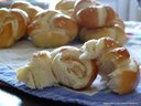 Немецкие булочки с секретом (Laugenbrötchen) от Маруся2010 Немецкие булочки с секретом (Laugenbrötchen) от Маруся2010