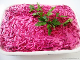 Сельдь под шубой с яблоком