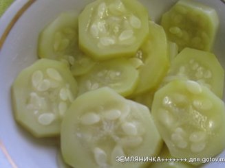 Кабачки маринованные по-болгарски