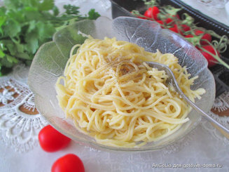 Spaghetti cacio e pepe - Спагетти с сыром и чёрным перцем