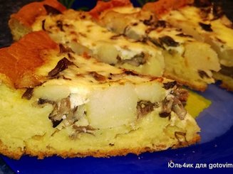 Открытый пирог с картофелем и грибами