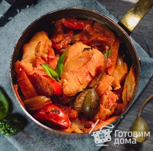 Рыба с базиликом в томатном соусе