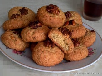 Овсяное печенье с изюмом