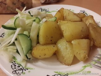Картофель, запеченный с тимьяном