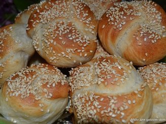 Немецкие булочки с секретом (Laugenbrötchen)