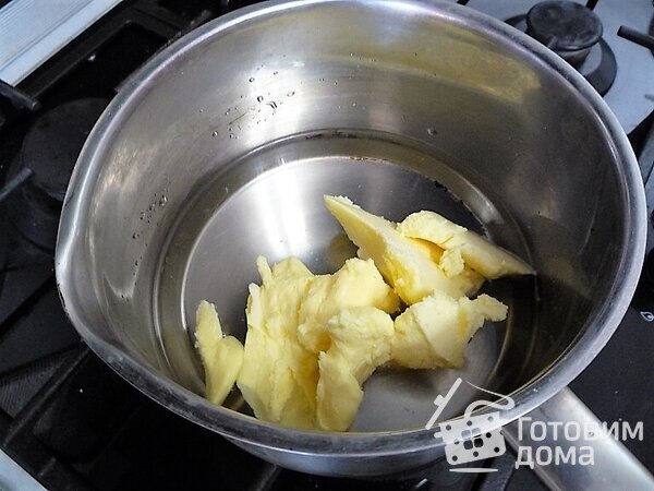 Торт с профитролями из заварного теста, с морепродуктами и майонезом ТМ &quot;Махеевъ&quot; фото к рецепту 1