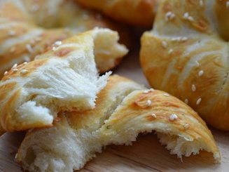 Немецкие булочки с секретом (Laugenbrötchen)