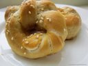Немецкие булочки с секретом (Laugenbrötchen) от Wildenergy Немецкие булочки с секретом (Laugenbrötchen) от Wildenergy