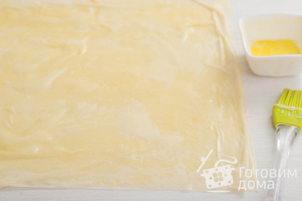 Сырный пирог из теста фило (Тиропита) фото к рецепту 4