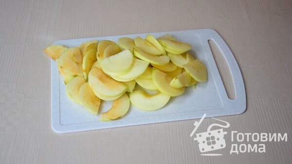 Сладкие яблочные булочки к чаю из слоеного теста фото к рецепту 1