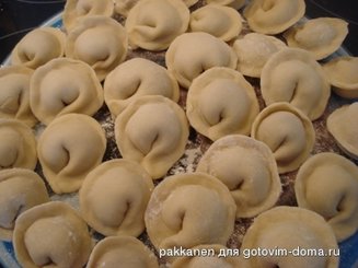 Универсальное тесто для вареников, пельменей, поз, чебуреков