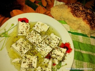Три закуски из сыра Фета и перца
