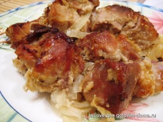 Шашлык в духовке на "луковой подушке"