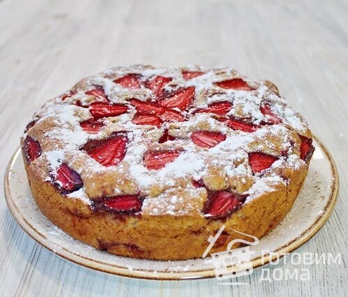 Клубничная шарлотка