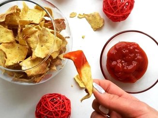 Кукурузные чипсы "Начос"