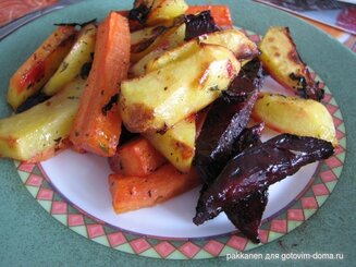 Полезные коренья (запечённые морковь, свекла, пастернак...)