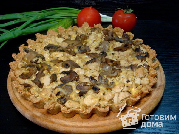 Пирог с начинкой из птицы и грибов фото к рецепту 1