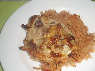 Капуста, запечённая в духовке с курочкой